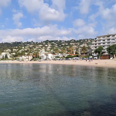 Golfe Juan Grand 2 Pieces Proche Et Cannes ואלאוריס